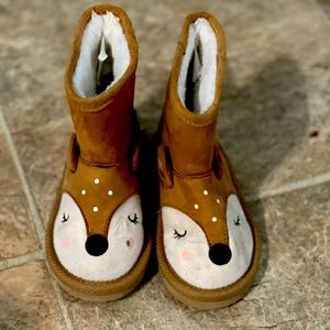 Old Navy Deer boots!